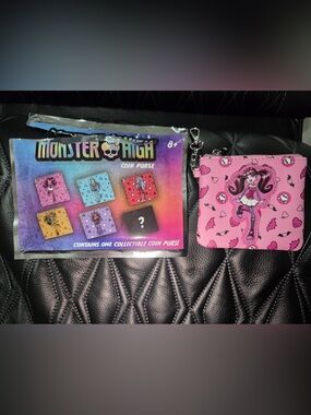 monster high pink zip coin purse with character art and chain